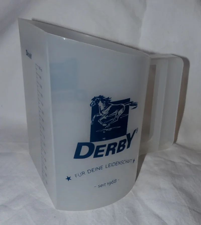Derby Messbecher